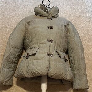 New( no tag) Women's light  olive Puffer Jacket